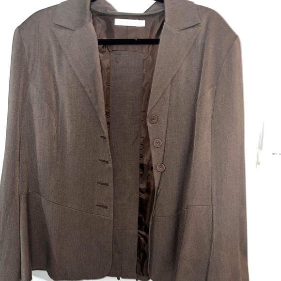 Rickis brown jacket / looks good in the office or with jeans n boots! - Picture 2 of 3